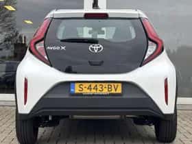 Toyota Aygo (2023) thumbnail 12