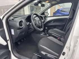 Toyota Aygo (2023) thumbnail 28