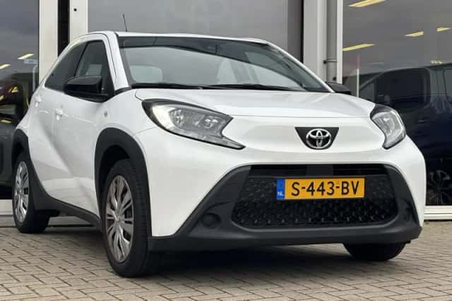 Toyota Aygo (2023) thumbnail 7