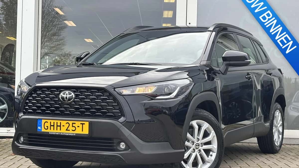 Toyota Corolla (2024) — foto 1