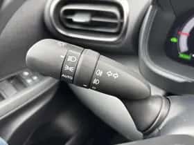 Toyota Yaris Cross (2025) thumbnail 18