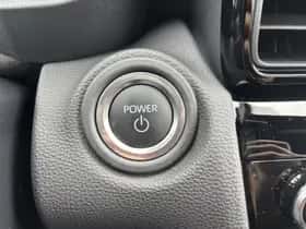 Toyota Yaris Cross (2025) thumbnail 33