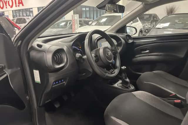 Toyota Aygo (2024) thumbnail 4