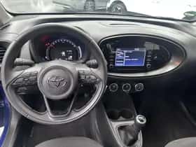 Toyota Aygo (2024) thumbnail 3