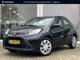Toyota Aygo (2022) thumbnail 1
