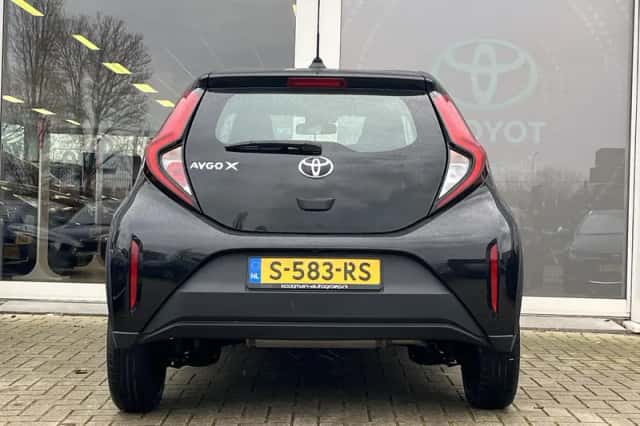 Toyota Aygo (2022) thumbnail 12