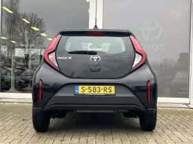 Toyota Aygo (2022) thumbnail 12