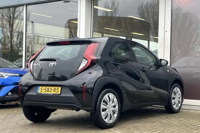 Toyota Aygo (2022) thumbnail 13