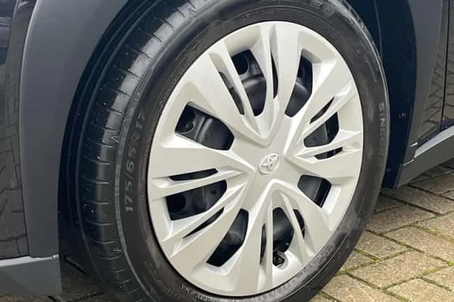 Toyota Aygo (2022) thumbnail 17