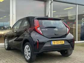 Toyota Aygo (2022) thumbnail 11