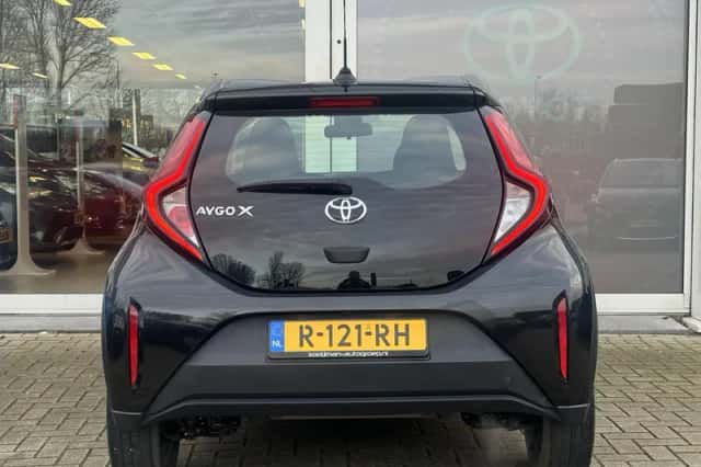 Toyota Aygo (2022) thumbnail 12