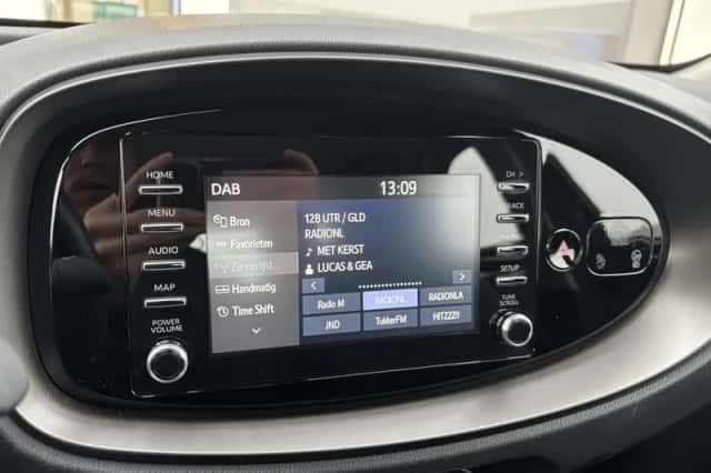 Toyota Aygo (2022) thumbnail 16