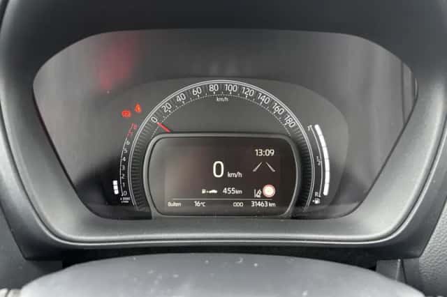 Toyota Aygo (2022) thumbnail 3