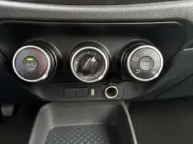Toyota Aygo (2022) thumbnail 4