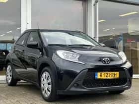 Toyota Aygo (2022) thumbnail 5