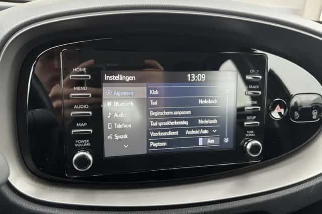 Toyota Aygo (2022) thumbnail 9