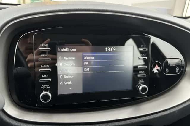 Toyota Aygo (2022) thumbnail 10