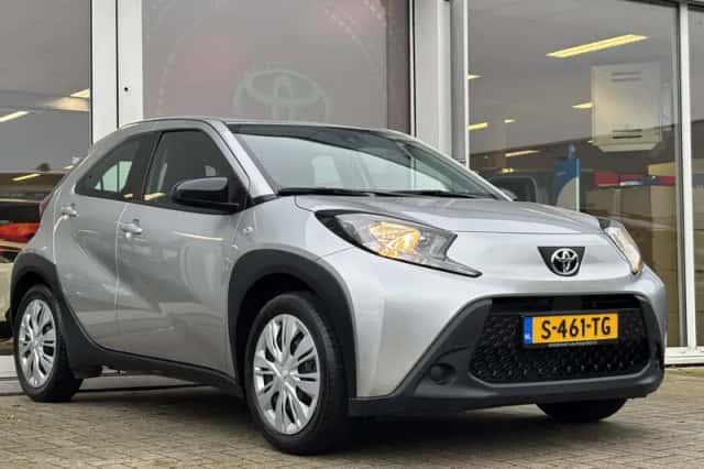 Toyota Aygo (2022) thumbnail 4