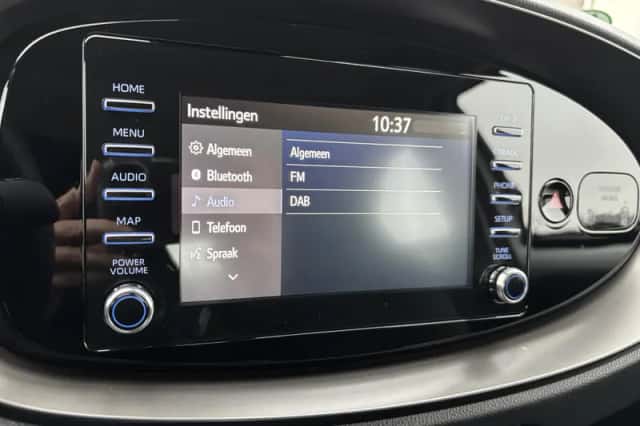 Toyota Aygo (2022) thumbnail 8