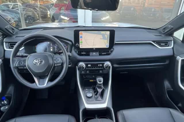 Toyota RAV4 (2025) thumbnail 2