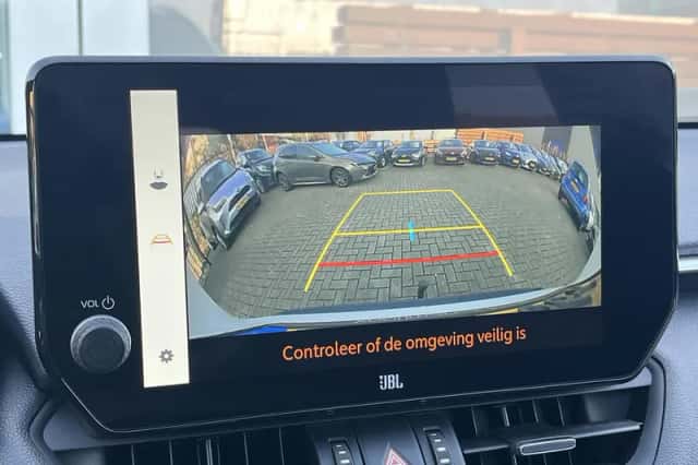 Toyota RAV4 (2025) thumbnail 17