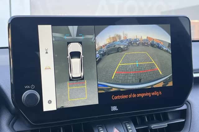 Toyota RAV4 (2025) thumbnail 10