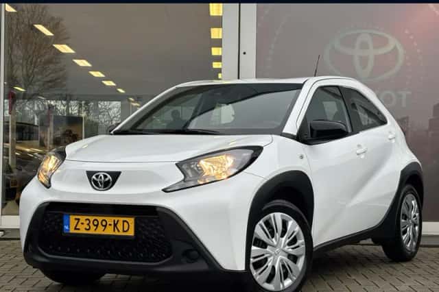 Toyota Aygo (2024) thumbnail 1