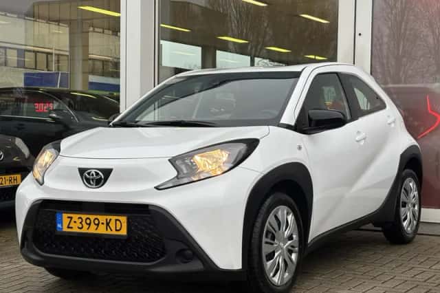 Toyota Aygo (2024) thumbnail 7