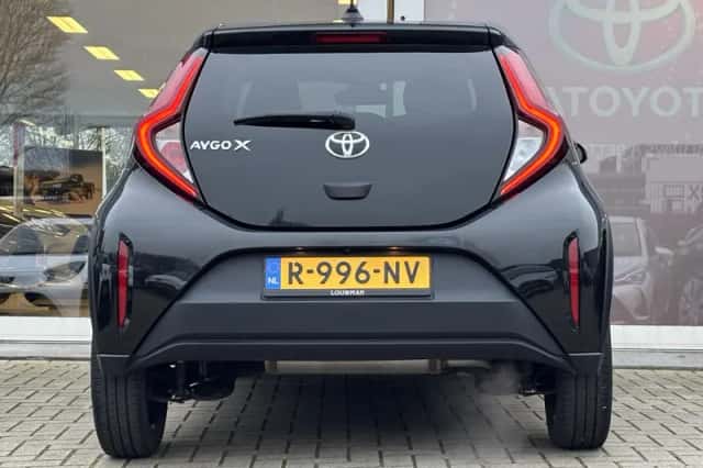 Toyota Aygo (2022) thumbnail 12