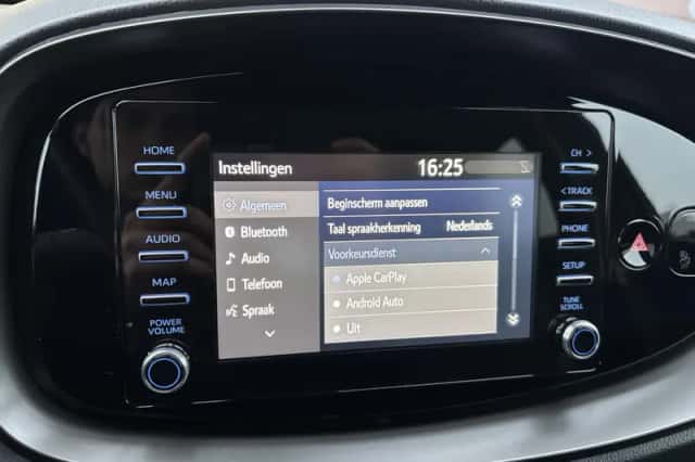 Toyota Aygo (2022) thumbnail 14