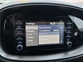 Toyota Aygo (2022) thumbnail 14