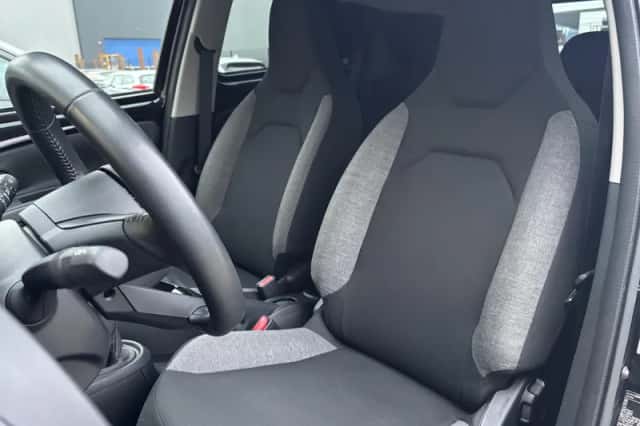 Toyota Aygo (2022) thumbnail 24
