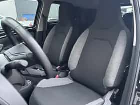 Toyota Aygo (2022) thumbnail 24