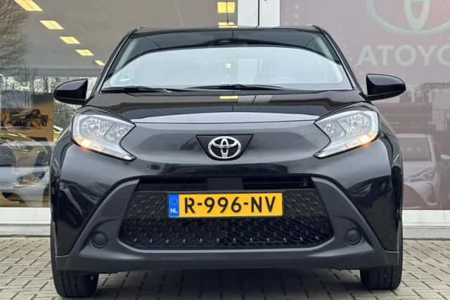 Toyota Aygo (2022) thumbnail 6