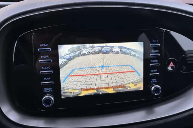 Toyota Aygo (2022) thumbnail 8