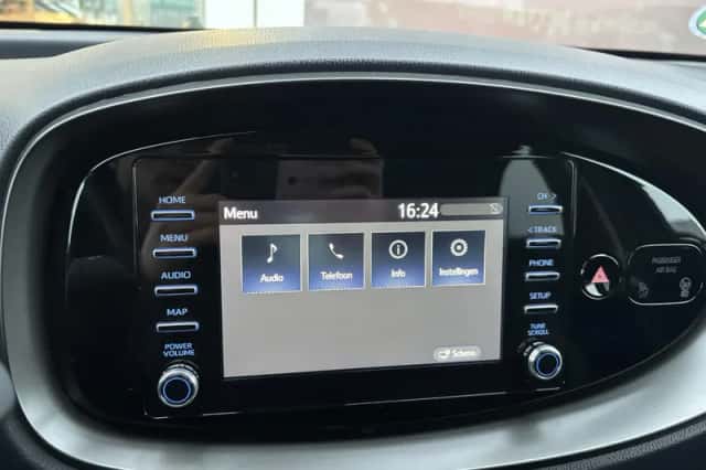 Toyota Aygo (2022) thumbnail 10