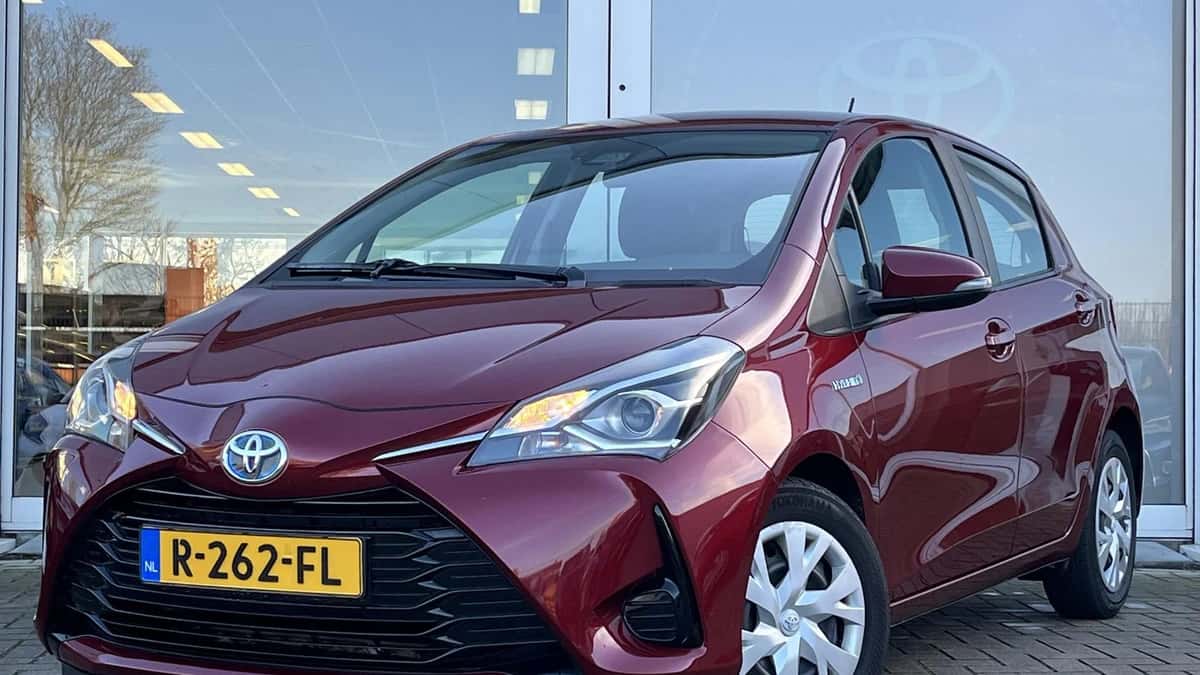Toyota Yaris (2019) — foto 1