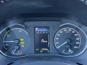 Toyota Yaris (2019) thumbnail 3
