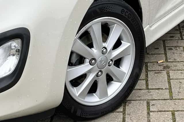 Kia Picanto (2013) thumbnail 14