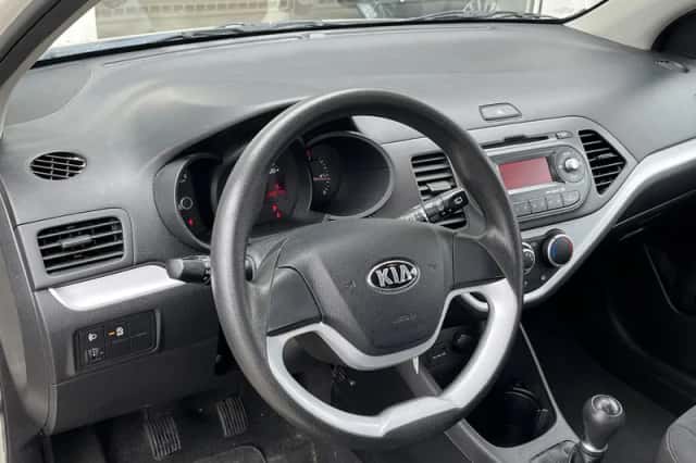 Kia Picanto (2013) thumbnail 18