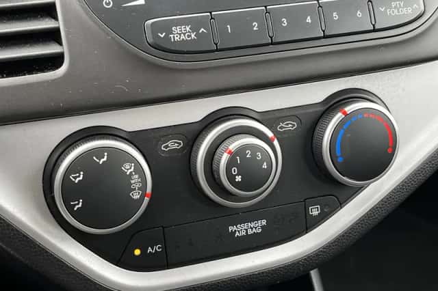 Kia Picanto (2013) thumbnail 8
