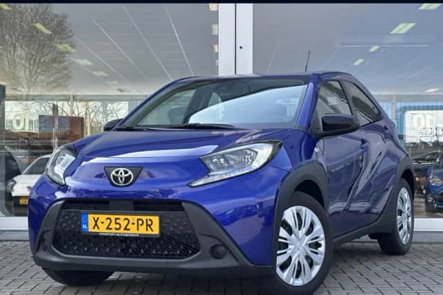 Toyota Aygo (2024) thumbnail 1