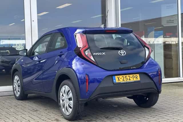 Toyota Aygo (2024) thumbnail 5