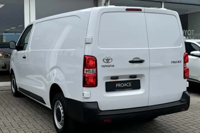 Toyota Proace (2024) thumbnail 11