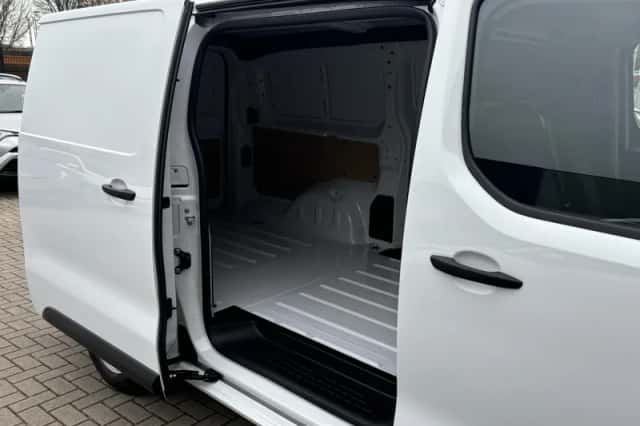 Toyota Proace (2024) thumbnail 19