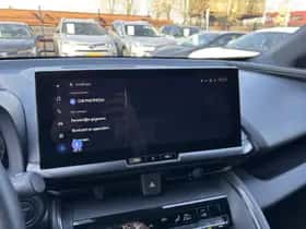 Toyota C-HR (2024) thumbnail 18