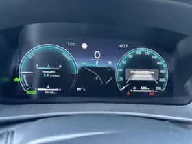 Toyota C-HR (2024) thumbnail 3