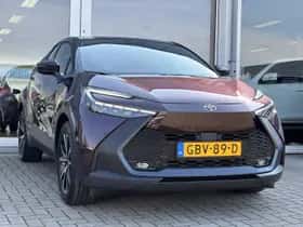Toyota C-HR (2024) thumbnail 5