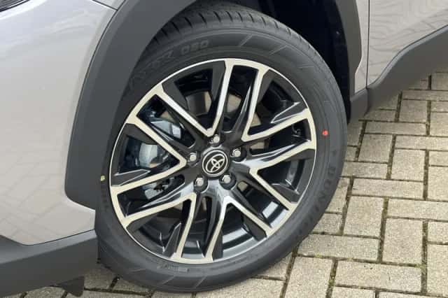 Toyota Corolla (2026) thumbnail 2