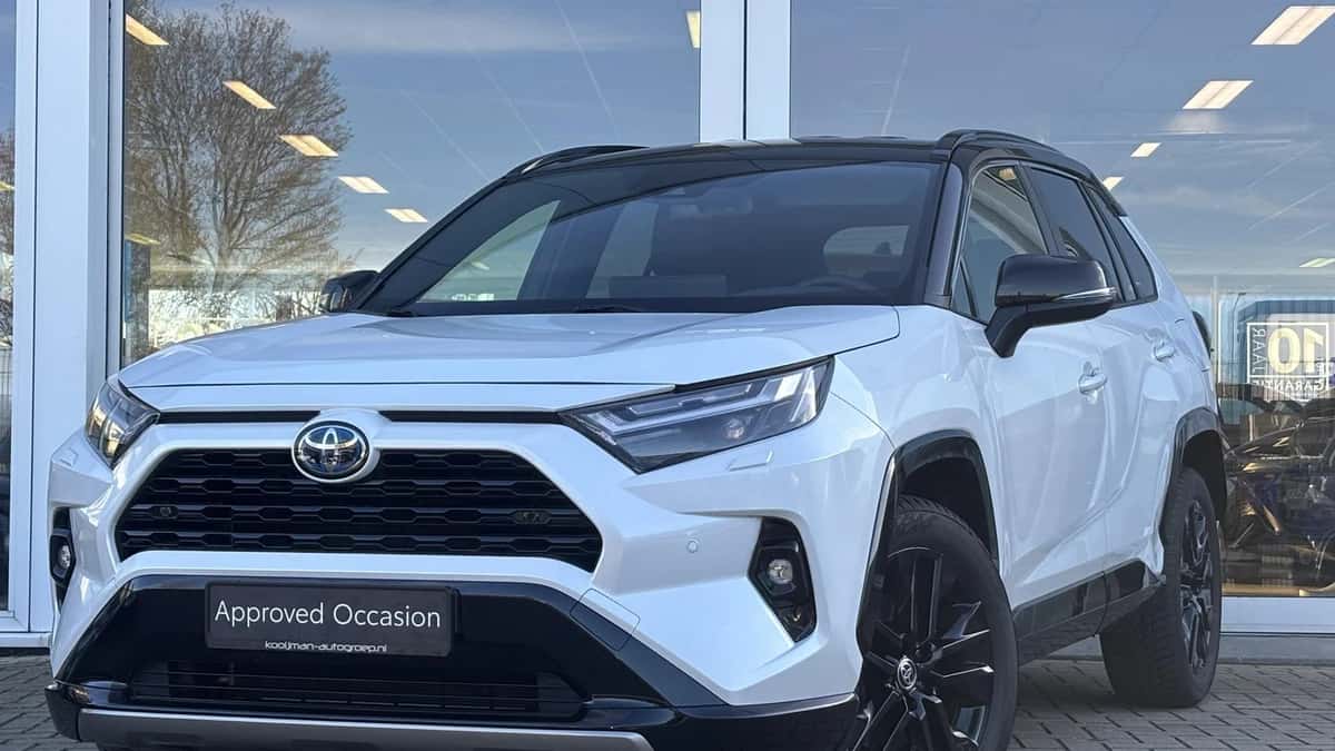 Toyota RAV4 (2025) — foto 1